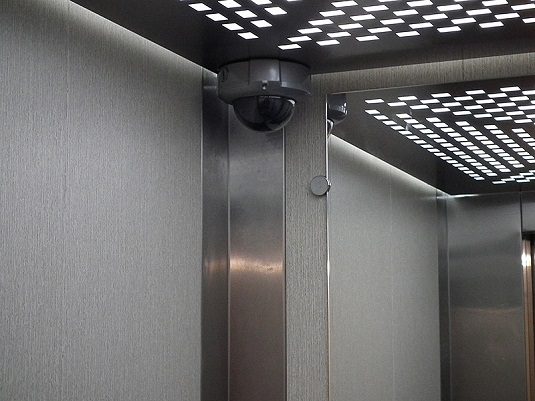 камера відеоспостереження ліфт